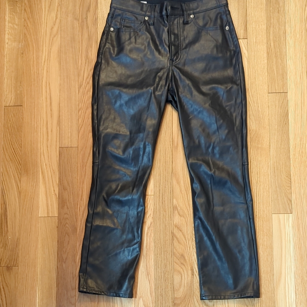 GAP Black Straight Leg Pants
